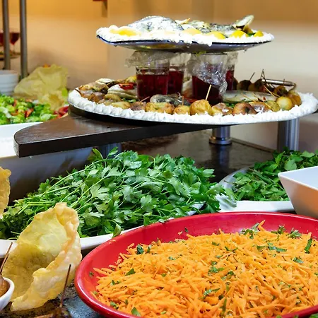 מלון Viking Nona